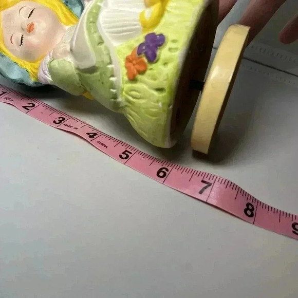 EUC Sankyo Japan Blonde Girl Bonnet VTG 6" Tall Rotating Music Box Nostalgia!! - Picture 4 of 5